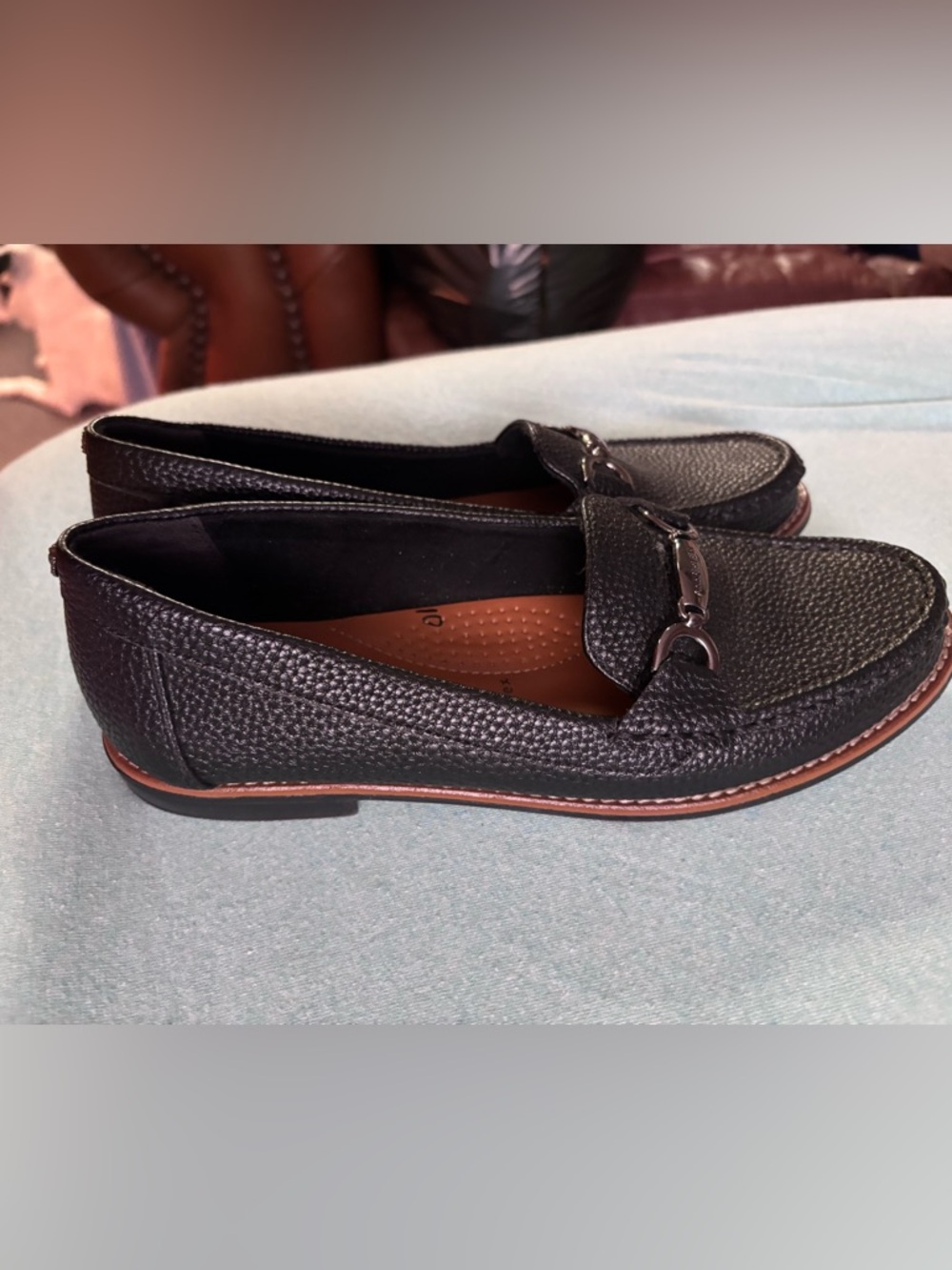 Anne Klein Black Pebbled Leather Loafers with Silver Hardware. - Picture 6 of 6